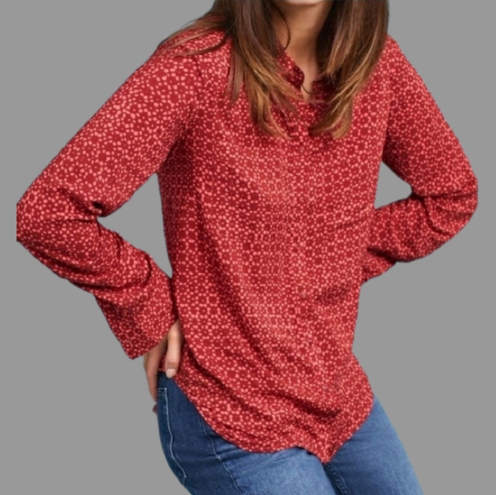 Anthro Holding Horses⚘️HP⚘️ Red Patterned Blouse Button Front Size 8